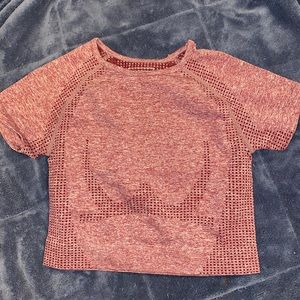 Cropped Workout tshirt